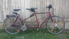 Violettes Damen Herren Tandem, 28 Zoll, 40-er Reifenbreite, Rahmenhöhen: vorne 56,5, hinten 54,5, Länge des Tandems: 250cm