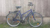 "Kobaltfalke 2", City/Trekkingrad mit 27-Gang rapidfire Daumen-Zeigefinger Schalter, flacher Tourenlenker, extra breiter Gelsattel